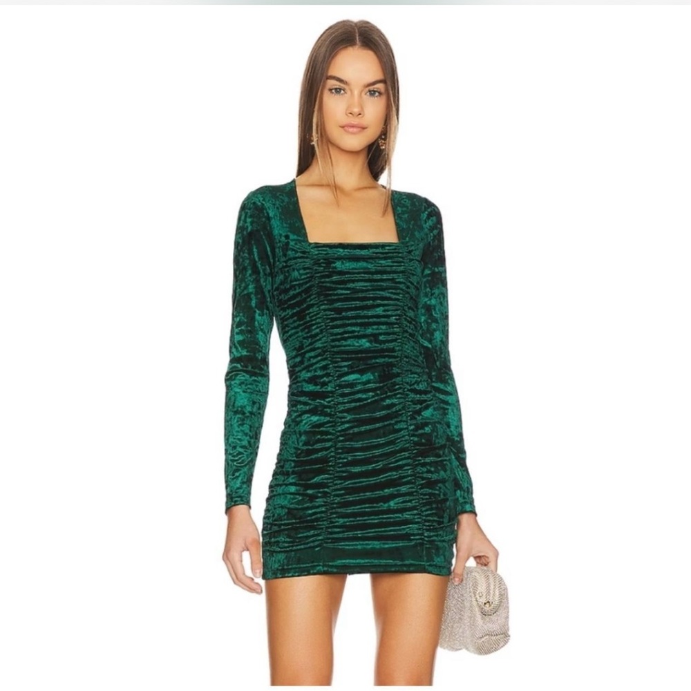 ✨ NBD Selma Dress – Ponderosa Pine Velvet (Worn Once) ✨